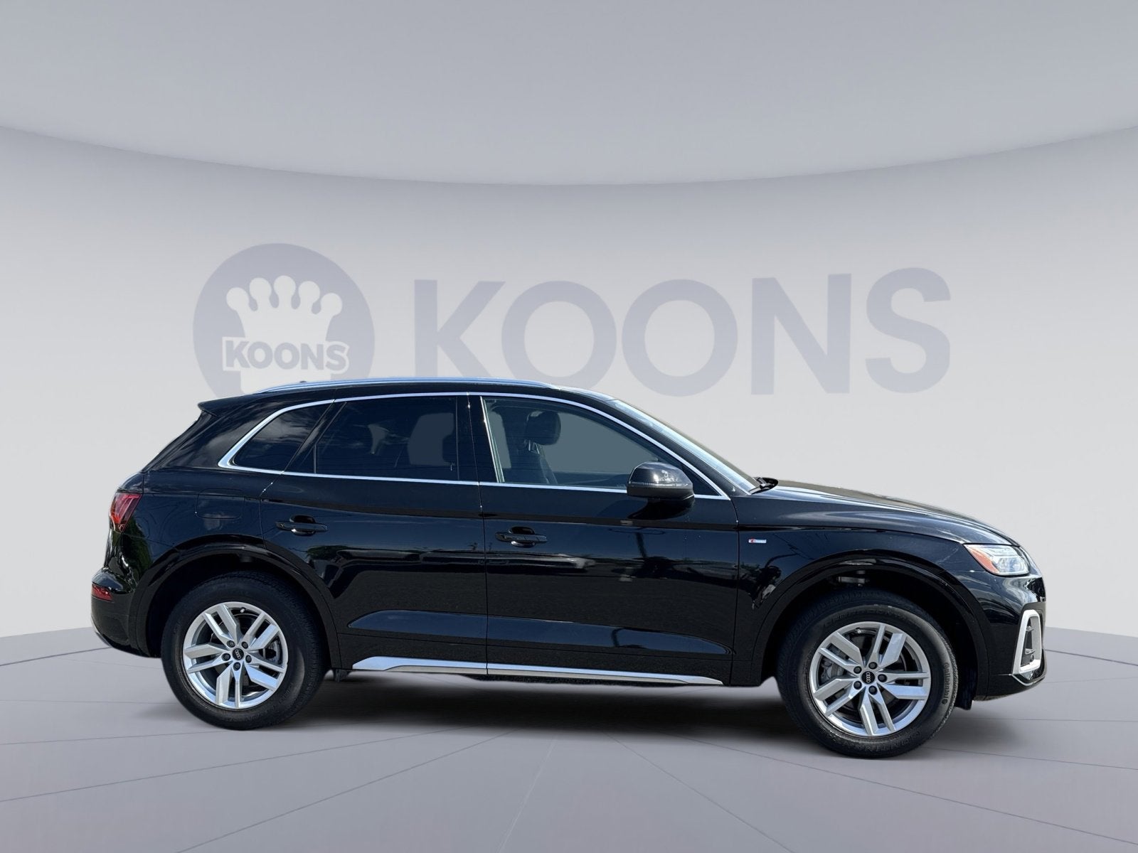 2023 Audi Q5 45 S line Premium