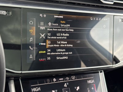 2023 Audi Q7 55 Premium Plus