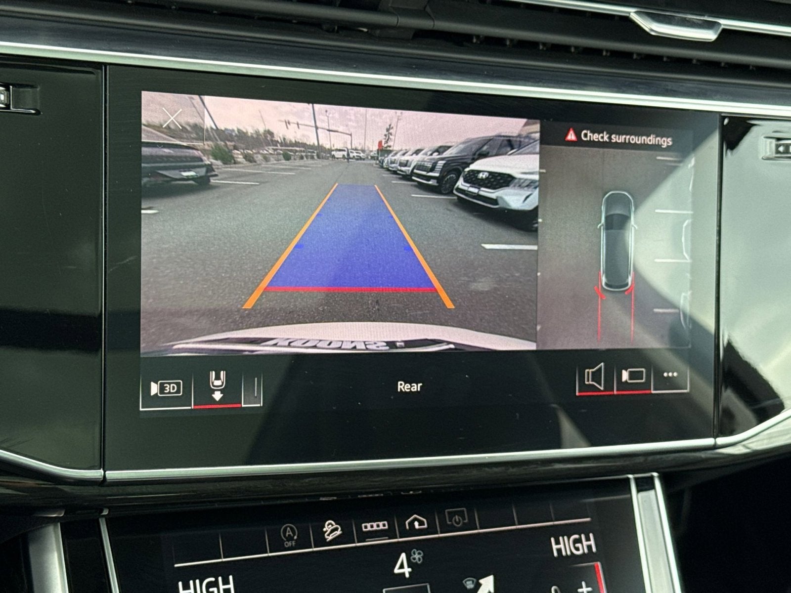 2023 Audi Q7 55 Premium Plus