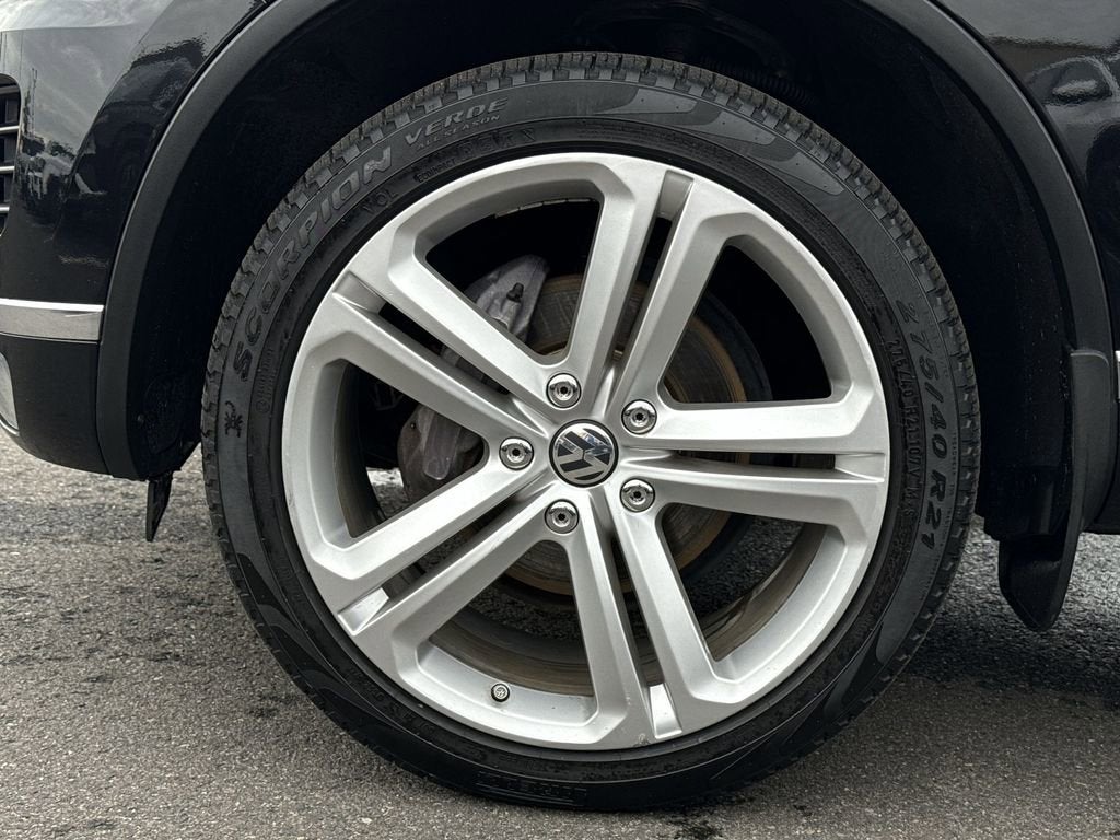 2017 Volkswagen Touareg V6 Executive