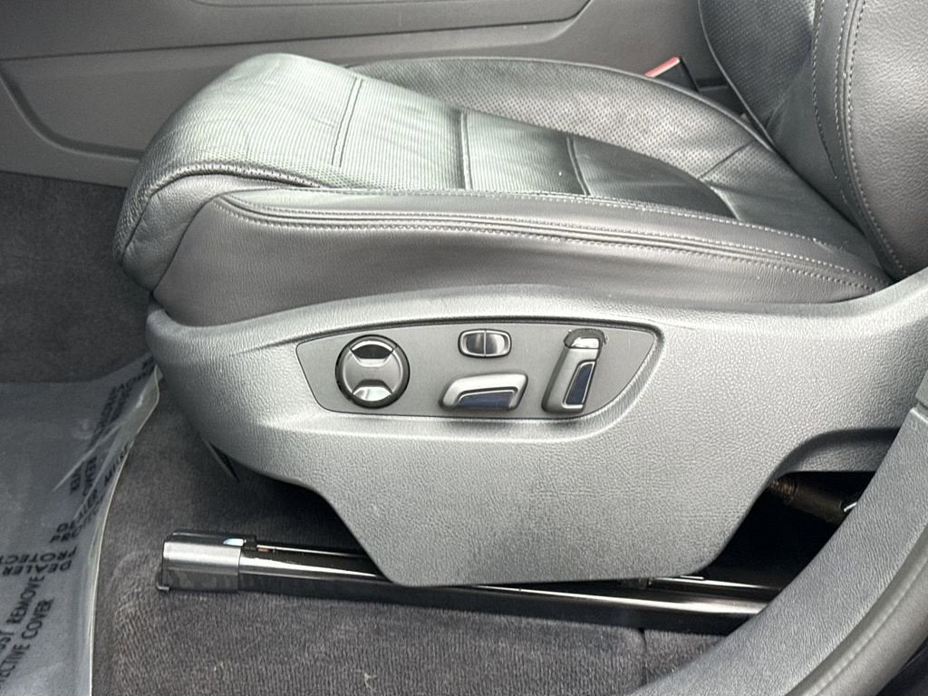 2017 Volkswagen Touareg V6 Executive