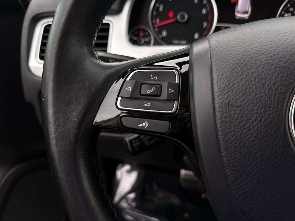 2017 Volkswagen Touareg V6 Executive