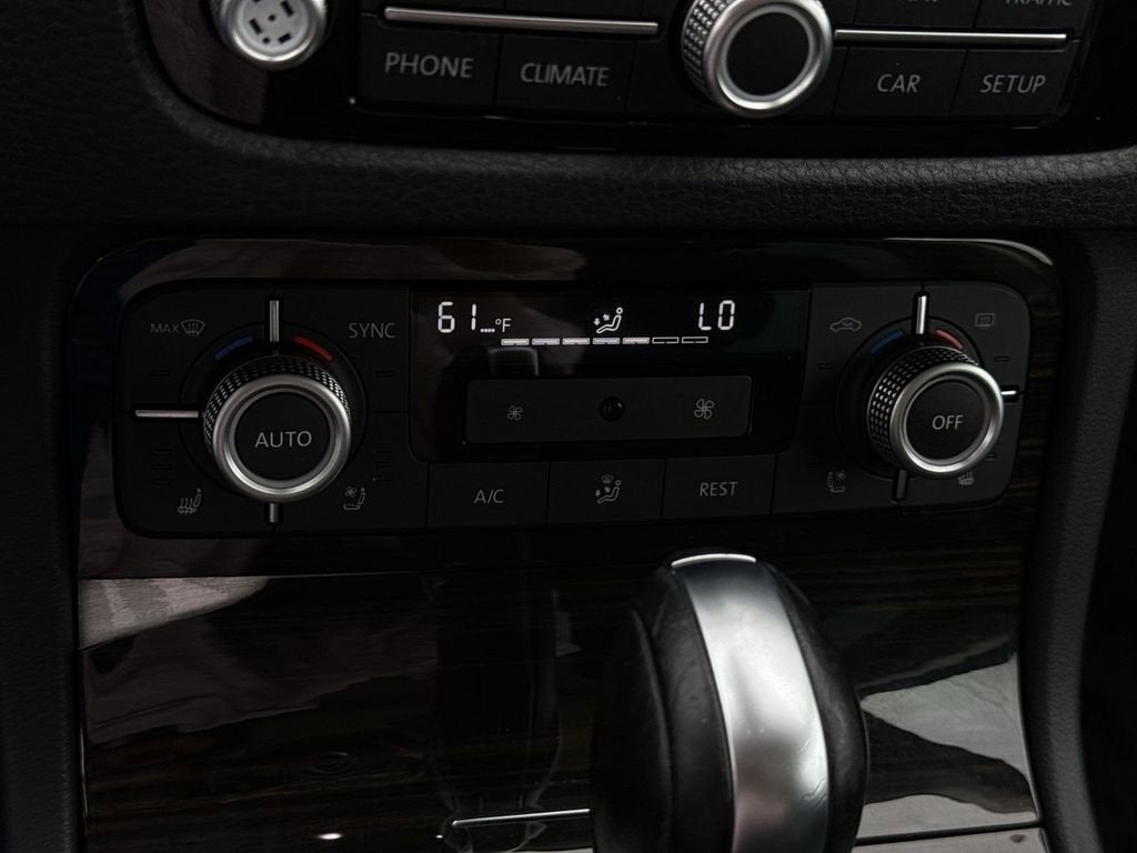 2017 Volkswagen Touareg V6 Executive