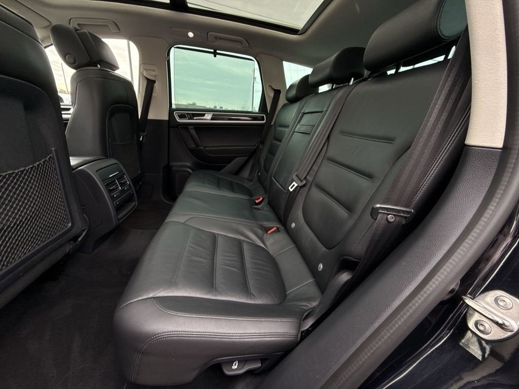 2017 Volkswagen Touareg V6 Executive