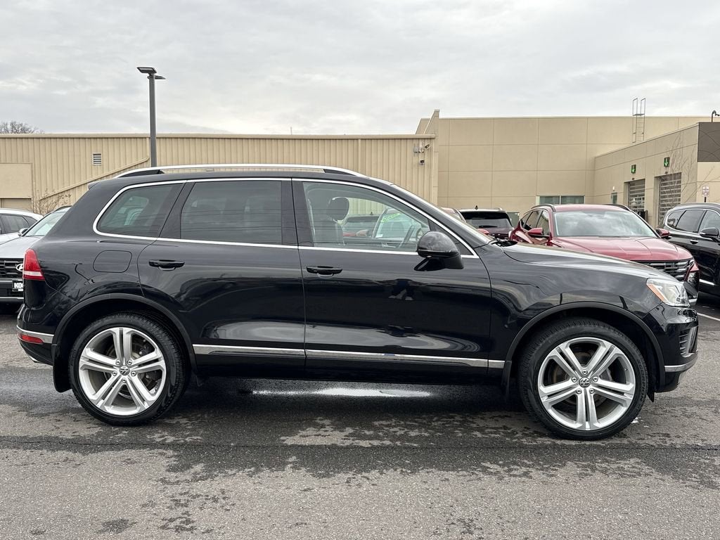 2017 Volkswagen Touareg V6 Executive