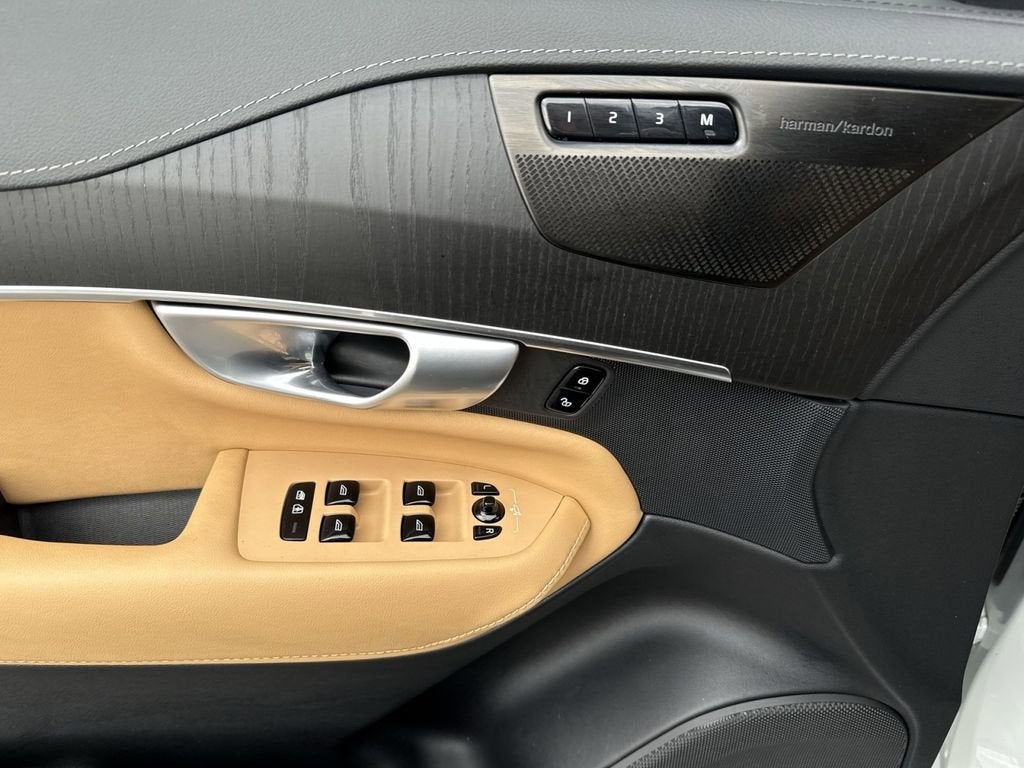 2024 Volvo XC90 Ultimate