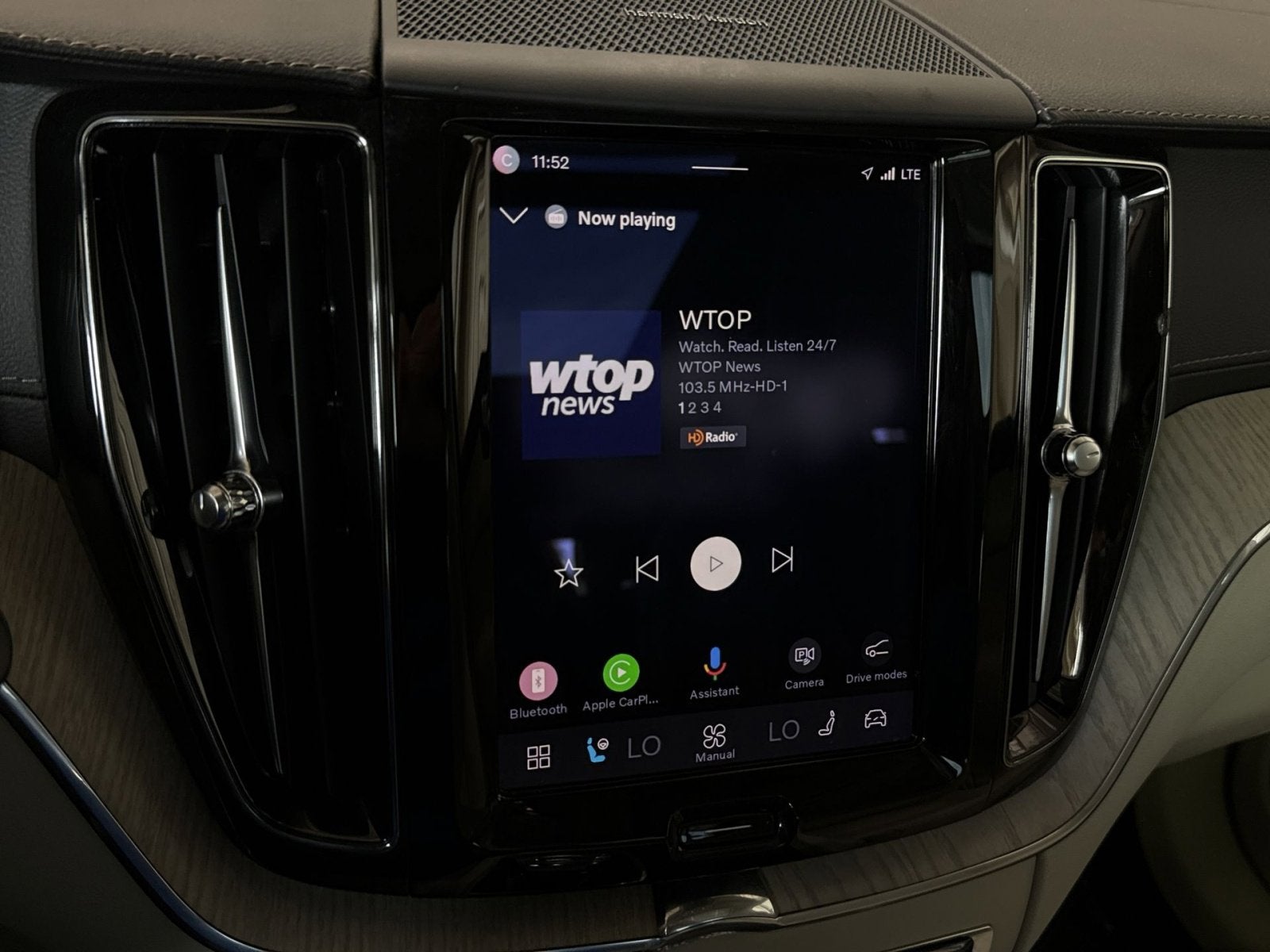 2022 Volvo XC60 B6 Inscription