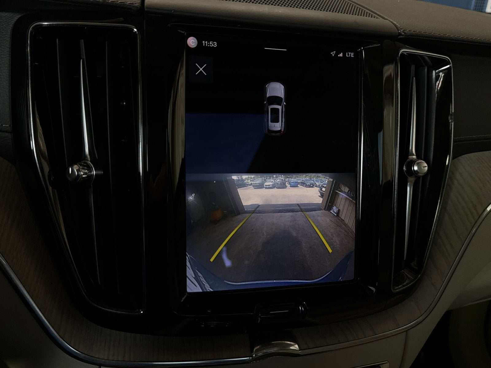 2022 Volvo XC60 B6 Inscription