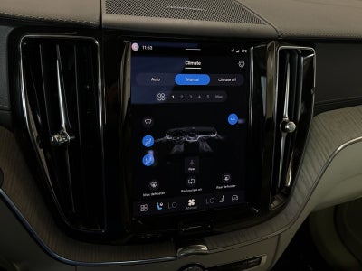 2022 Volvo XC60 B6 Inscription