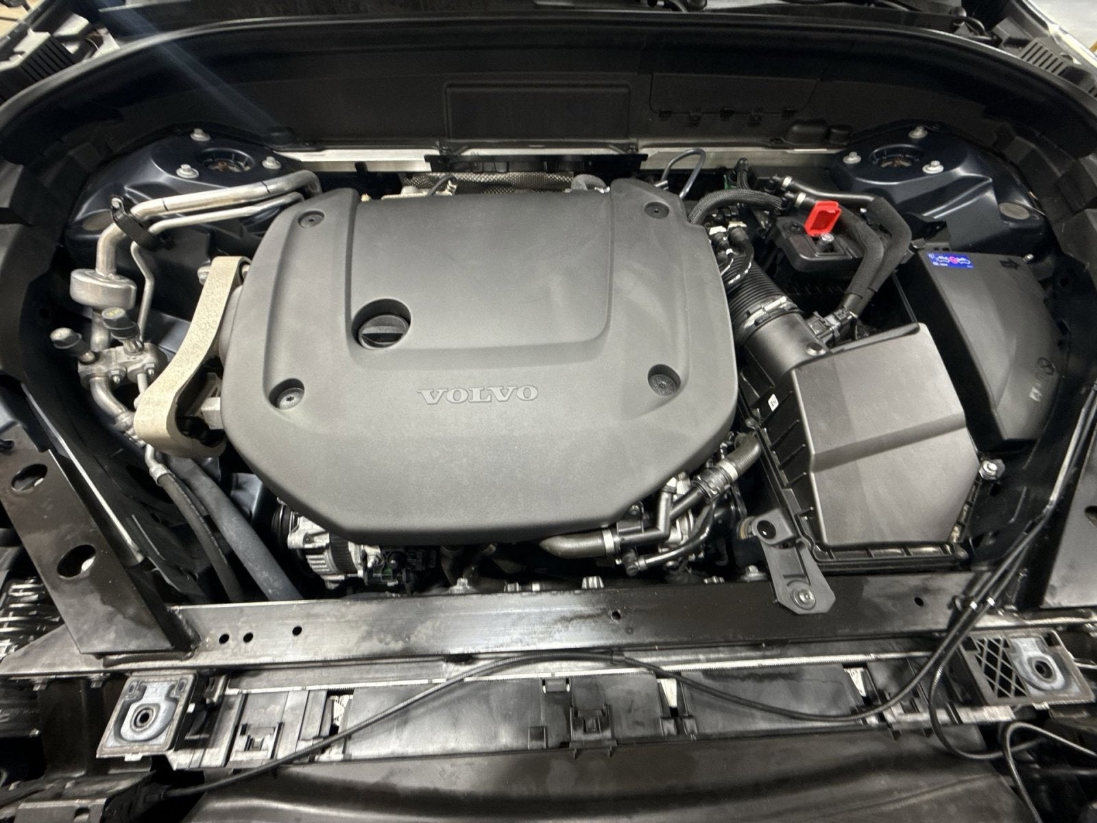 2022 Volvo XC60 B6 Inscription