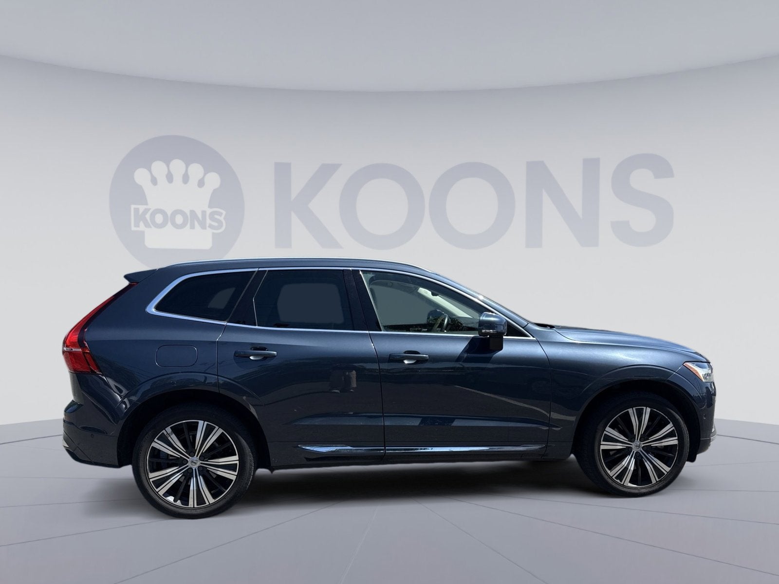 2022 Volvo XC60 B6 Inscription