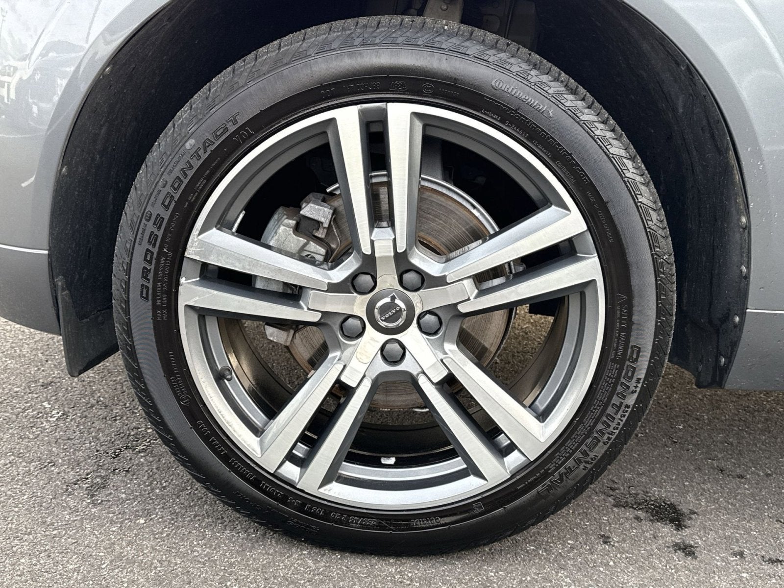 2021 Volvo XC60 T5 Momentum