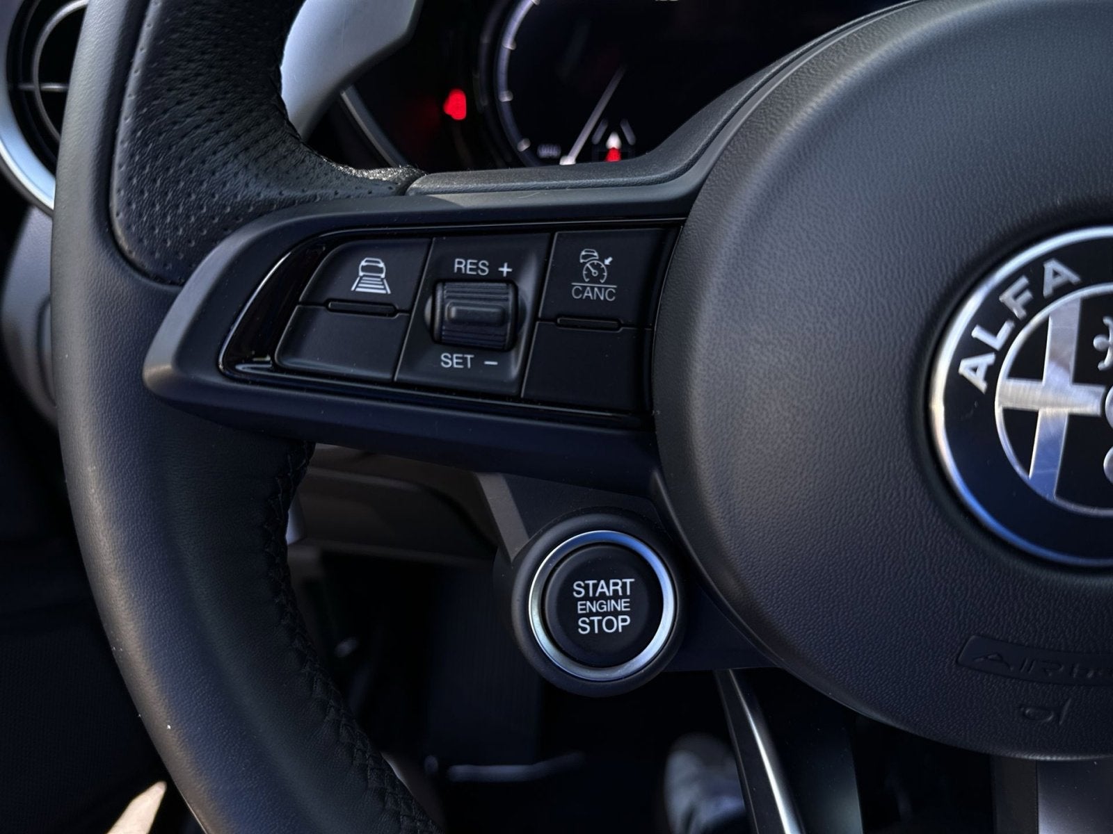 2024 Alfa Romeo Giulia Veloce