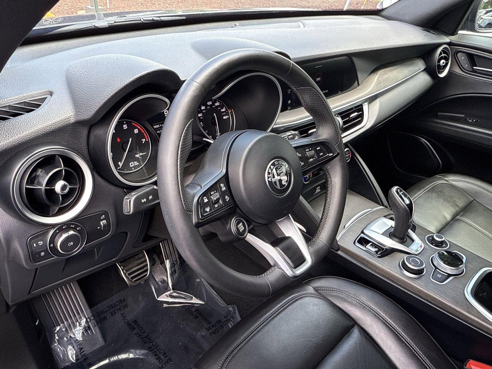 2023 Alfa Romeo Stelvio Ti