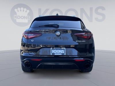 2022 Alfa Romeo Stelvio Veloce