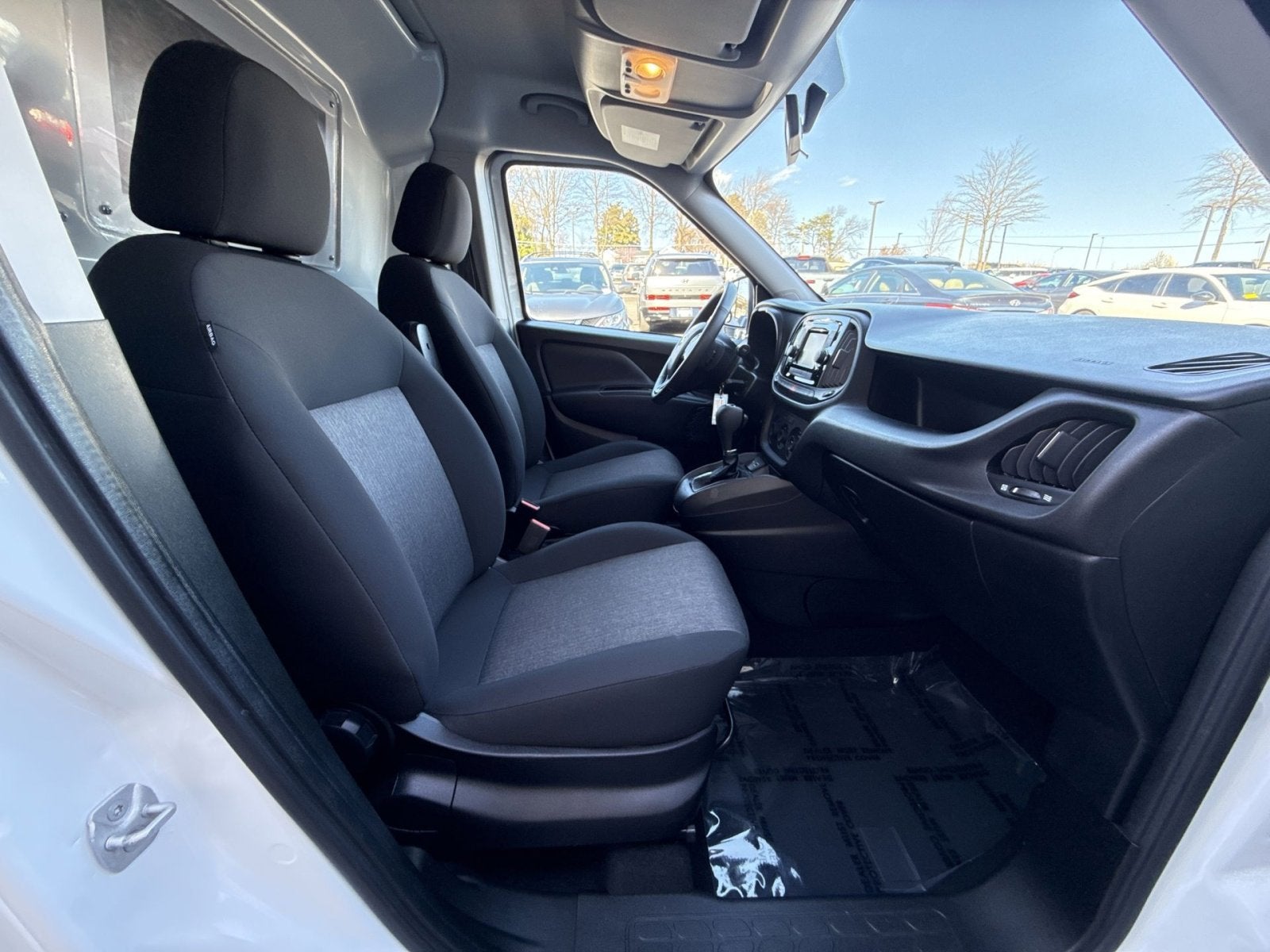 2022 RAM ProMaster City Base